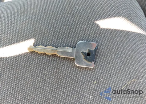 1996 Ford Ranger из США, поврежденный, VIN 1FTCR10A7TTA00209